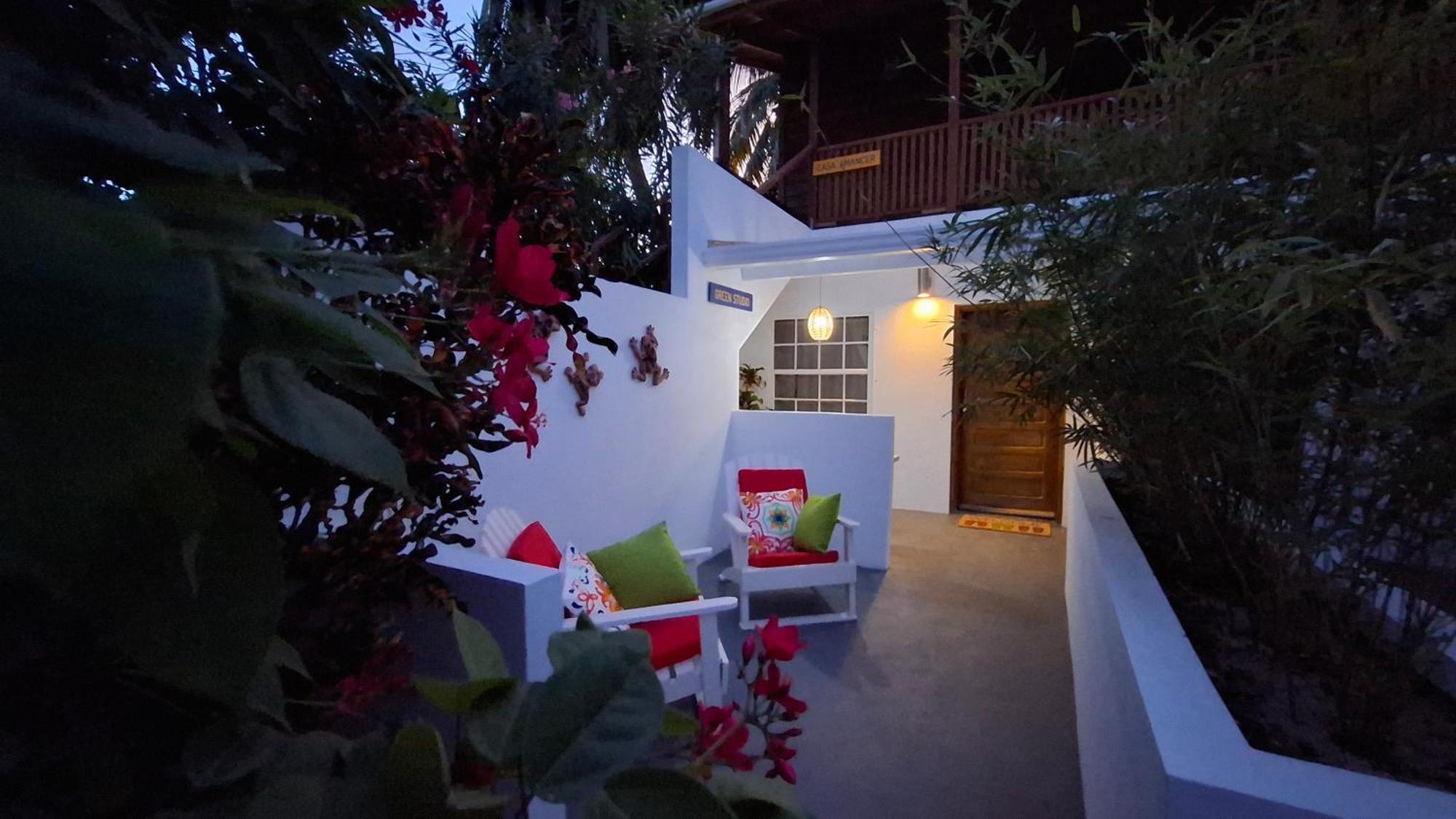 Amanda'S Place Green Studio - Pool And Tropical Garden キー・カーカー エクステリア 写真